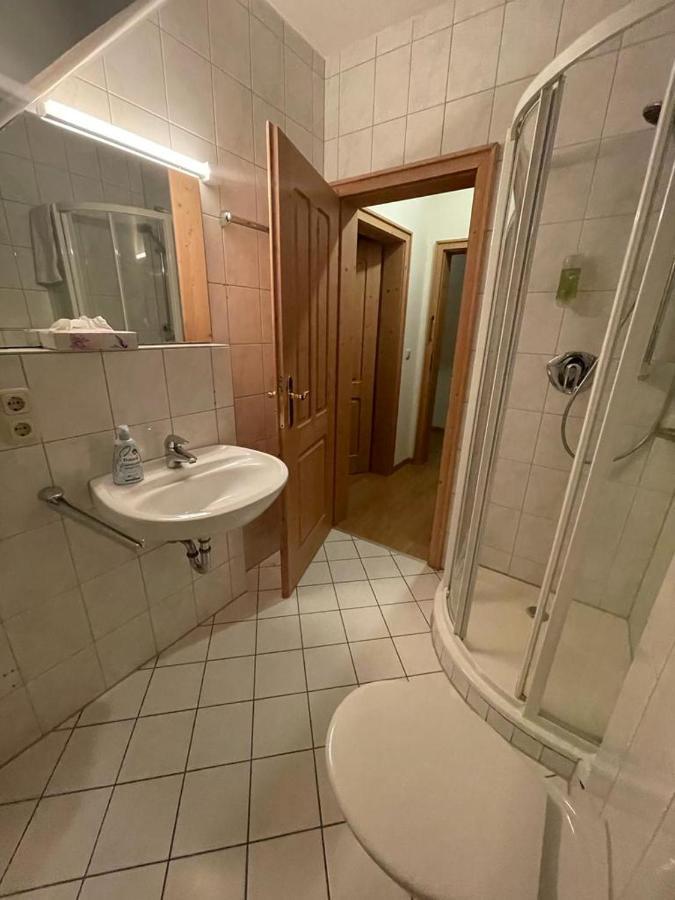 Hotel Und Restaurant Gruner Hahn Elsenfeld 외부 사진